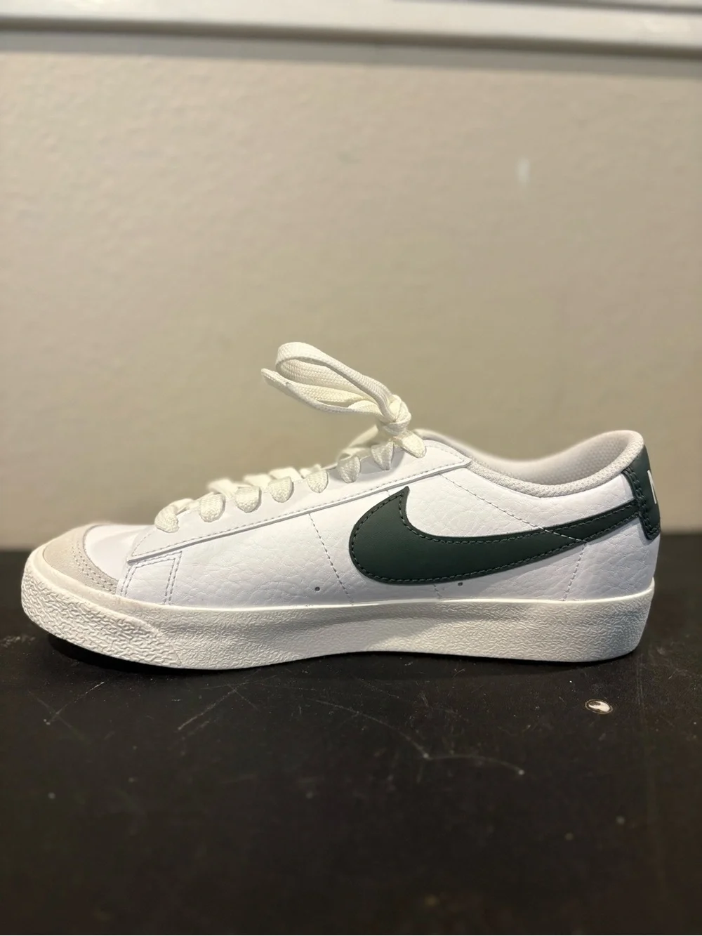 Nike Blazer Low '77 (GS) White/Green-Sail Youth Size 5.5Y DA4074-124 - Picture 3 of 9